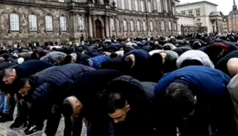 Denmark to ban Islamic call to prayer nationwide, minister warns of 'Islamisation'