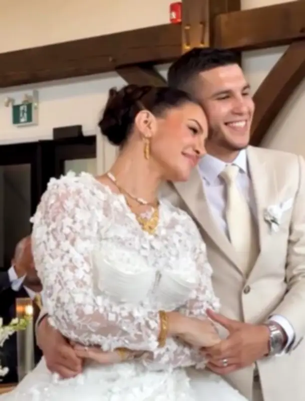 Drake's Baby Mama Sophie Brussaux Marries Muay Thai Fighter Efe Caliskan