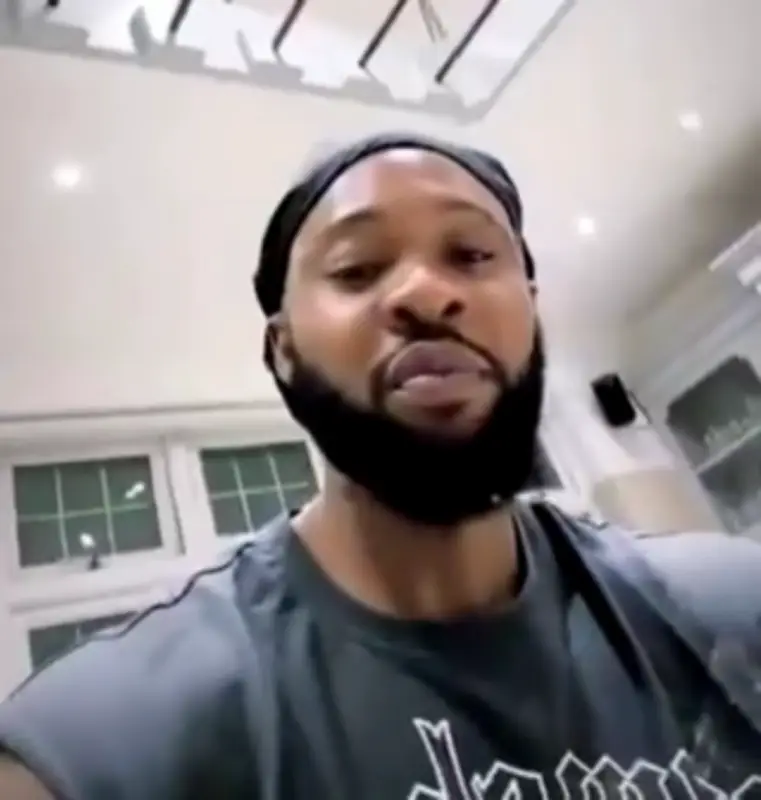 Flavour Says He Cannot Be Caged, Belongs to the World