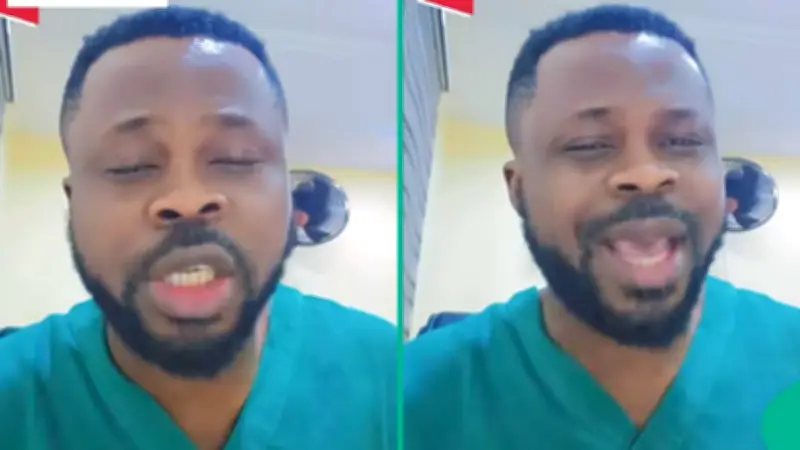 Lady Cries as No One Shows Up to Her Graduation Ceremony
