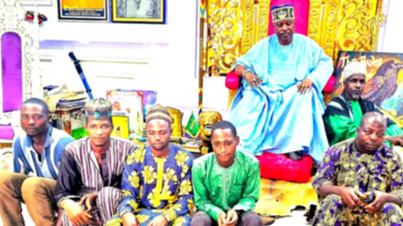 Oluwo of Iwo Welcomes Fulani Herdsmen, Donates Cash and Food