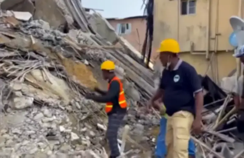 Rescue Team Reassures Trapped Woman in Rivers Building Collapse