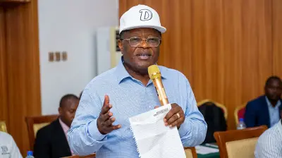 Minister Umahi Awards Scholarship to Ebonyi Student with 356 JAMB Score