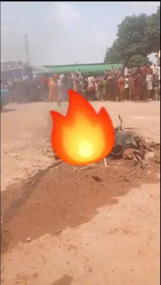 Mob kills woman accused of child theft, burns body in Kaduna