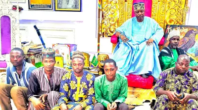 Oluwo of Iwo Welcomes Fulani Herdsmen, Donates Cash and Food