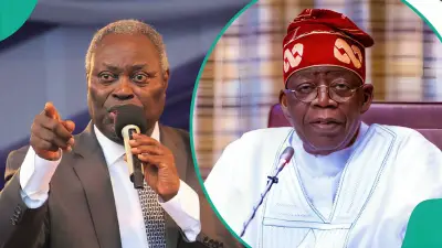 Tinubu's Gift of Giant Bible to Pastor Kumuyi Sparks Reactions Online