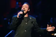 Peabo Bryson, Disney Duet Legend, Dies at 75 After Stroke